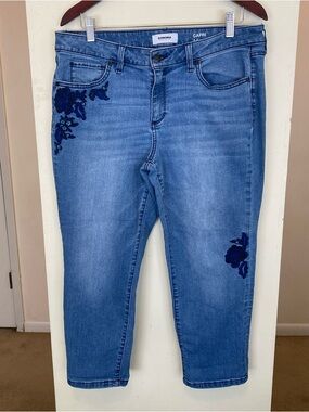 Sonoma Floral Embroidered Capri Jeans Size 14 Blue Denim Flowers